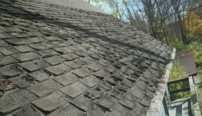 3 Signs You Need A New Roof